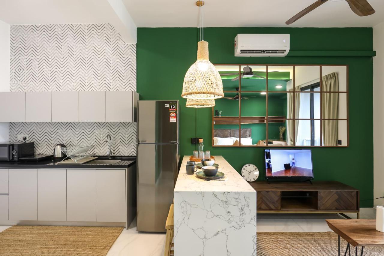 Peaceful Studio W Pool For 3 Pax - Seri Kembangan Exteriör bild
