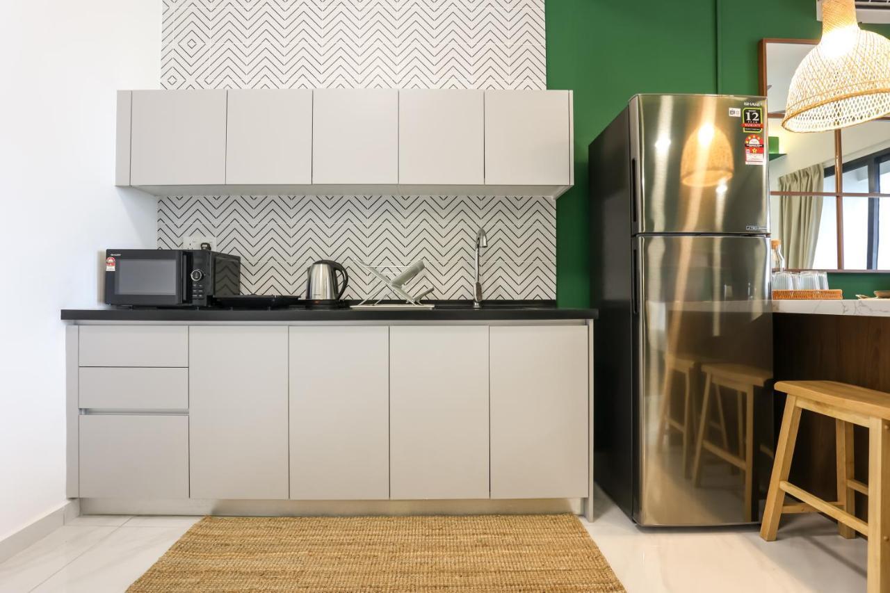 Peaceful Studio W Pool For 3 Pax - Seri Kembangan Exteriör bild