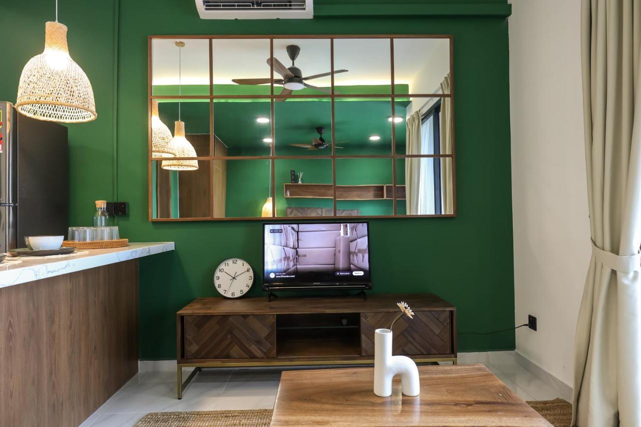 Peaceful Studio W Pool For 3 Pax - Seri Kembangan Exteriör bild